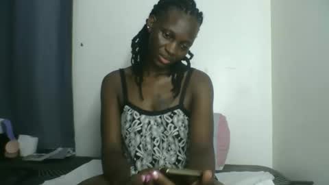 milly online show from October 15, 9:04 pm