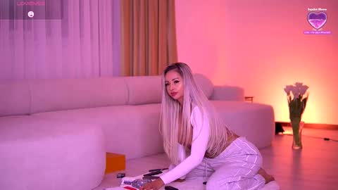 OF melanielexxx online show from March 9, 8:02 pm