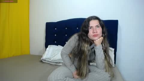 Melanie Parker online show from May 2, 11:21 pm