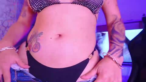 MelanyLuv online show from April 22, 2:52 am