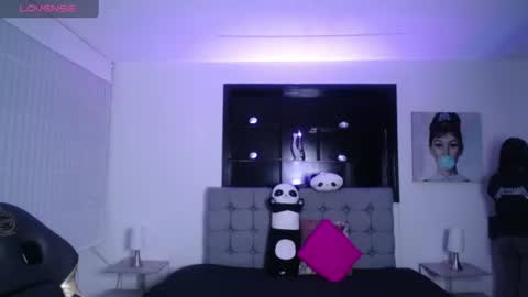 melanny_petite online show from June 16, 1:04 pm