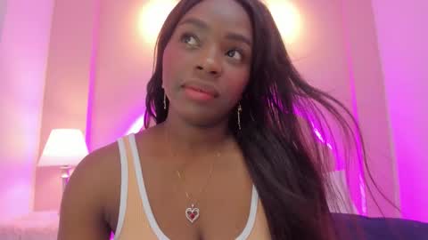 Snapshot of melany_ebonyy chatting on October 5, 5:16 am Melanie online show from October 5, 5:16 am