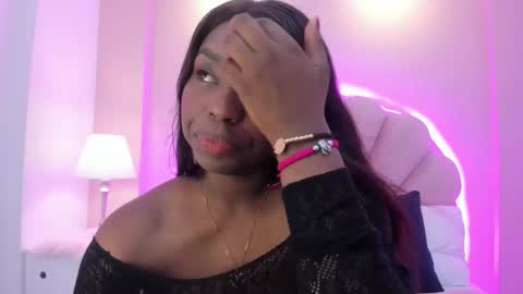 Snapshot of melany_ebonyy chatting on October 3, 3:59 am Melanie online show from October 3, 3:59 am