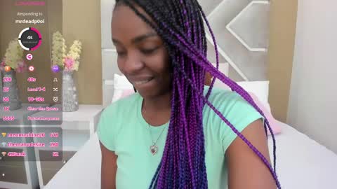 Snapshot of melany_ebonyy chatting on February 24, 5:31 pm Melanie online show from February 24, 5:31 pm