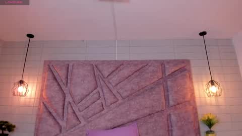 melany_heaven online show from May 30, 9:35 pm