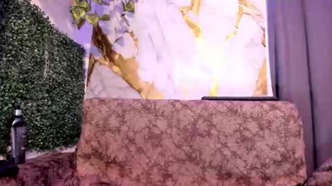MeleekXXX online show from June 24, 9:00 pm
