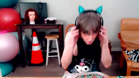 Snow Hobot online show from November 7, 2:36 am