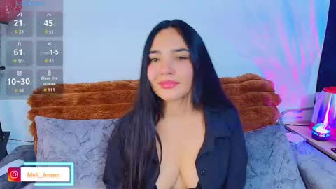    Independent model online show from November 19, 8:35 am