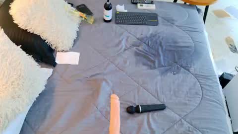 Meliissa online show from June 20, 10:49 pm