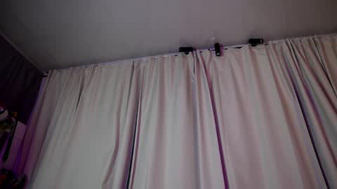 MelinaSmith  online show from April 29, 9:08 pm