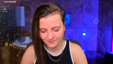 Melinda online show from May 3, 1:22 am