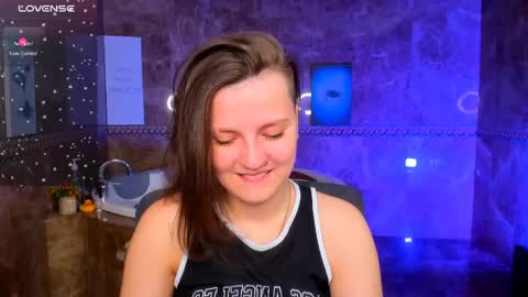 Melinda online show from May 11, 1:12 am