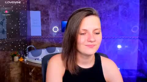 Melinda online show from July 2, 1:36 am