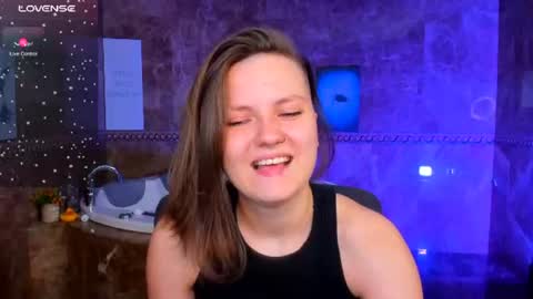 Melinda online show from July 2, 3:23 am