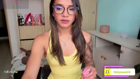 Melissa online show from September 14, 8:54 pm