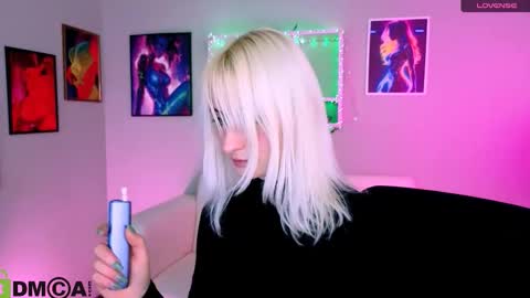 Melisa online show from November 13, 8:55 pm