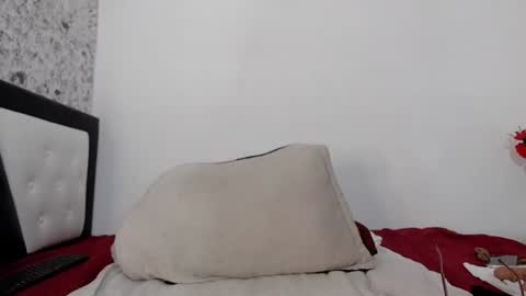 melisajoness online show from July 10, 10:31 am
