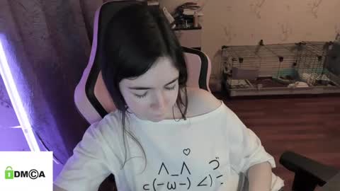 melisanilson online show from January 21, 6:11 am