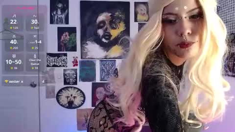 Melisa Velvet     online show from July 11, 9:40 pm