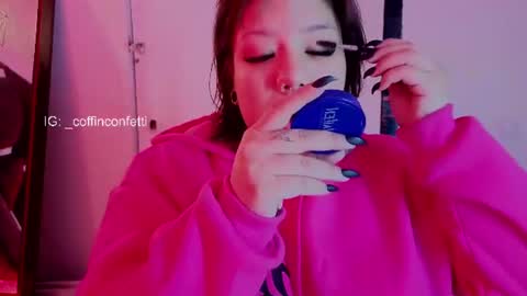 Lissa  online show from June 21, 11:49 am