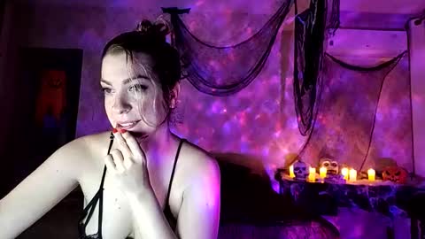 Melissa online show from October 10, 2:28 am