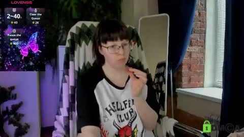 Melissa online show from June 15, 2:25 am