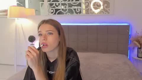 MelissaCrayzy online show from July 26, 5:05 am