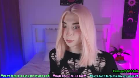 Melissa or abbreviated Mel or Lis online show from November 23, 1:53 pm