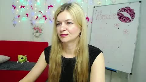 Melissa online show from April 28, 11:36 am