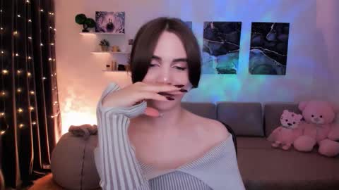 Snapshot of mellifluoustess chatting on October 18, 10:14 pm Tessa online show from October 18, 10:14 pm