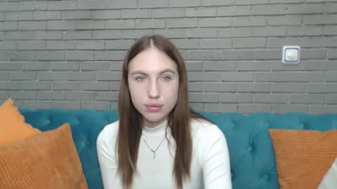Snapshot of mellingi chatting on September 18, 5:22 am mellingi online show from September 18, 5:22 am