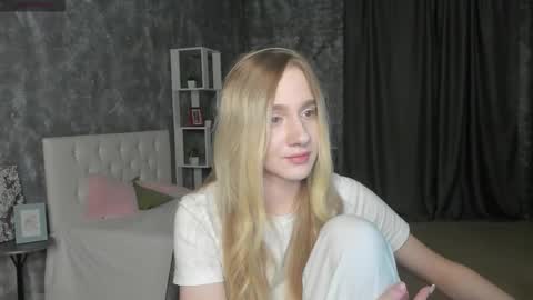 Snapshot of mellisadream chatting on October 2, 1:59 am mellisadream online show from October 2, 1:59 am