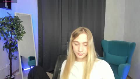 Snapshot of mellisadream chatting on September 27, 3:26 am mellisadream online show from September 27, 3:26 am