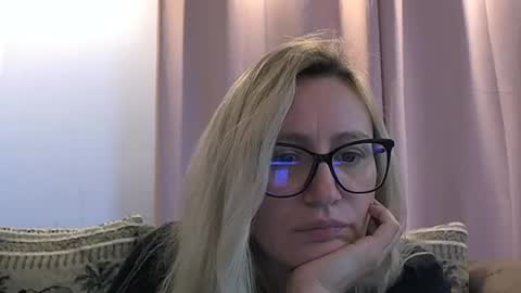 Melly online show from July 8, 7:34 am