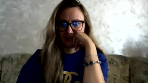 Melly online show from July 29, 7:19 am