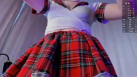 melodievejar online show from June 30, 10:25 am