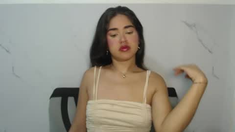 melody phillips online show from May 9, 9:59 am