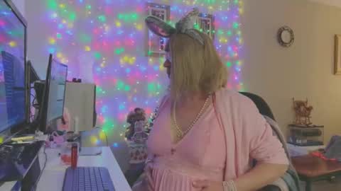 Melody online show from January 15, 4:49 pm