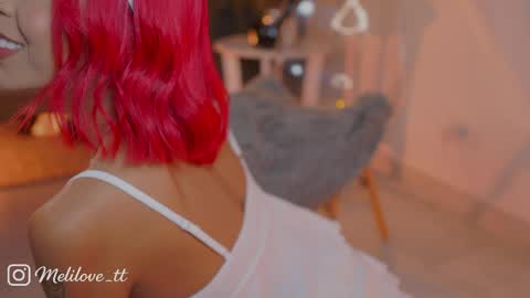 Melissa online show from June 6, 10:15 pm