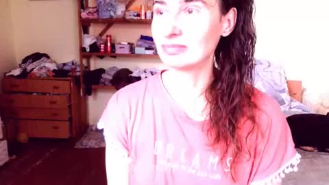 Yummygirl online show from June 7, 4:17 am
