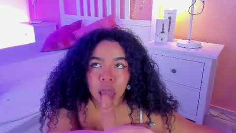  Memphis Williams  online show from July 6, 11:18 am