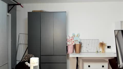 Hello My name is Lily online show from November 3, 2:18 pm