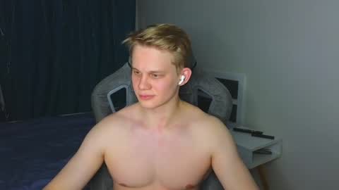 Mickey online show from March 1, 2:54 pm