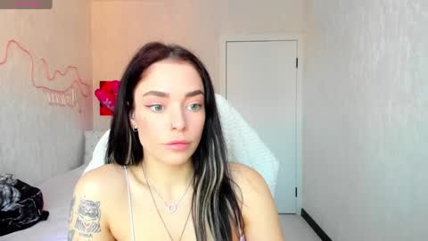 Megan online show from December 17, 8:34 am