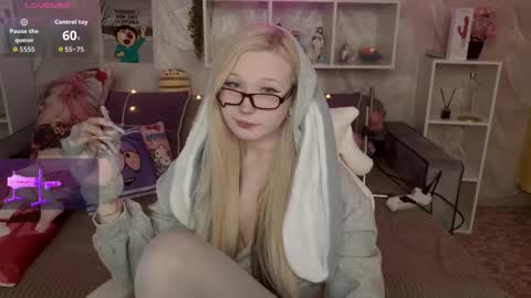 MeowkaKitty online show from January 11, 1:33 am