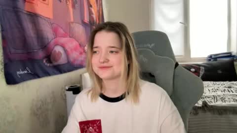 meowme online show from January 1, 9:28 am