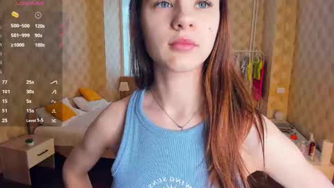 Julie online show from December 14, 11:05 am