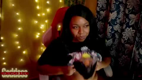 Mercedes Redd online show from July 24, 4:15 pm