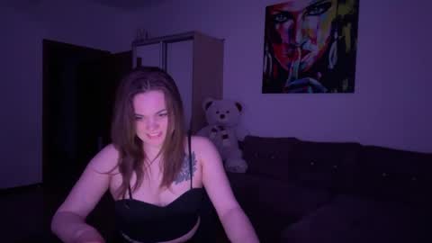 Mary online show from May 7, 10:27 pm