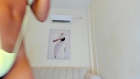 MERI online show from November 25, 12:37 pm